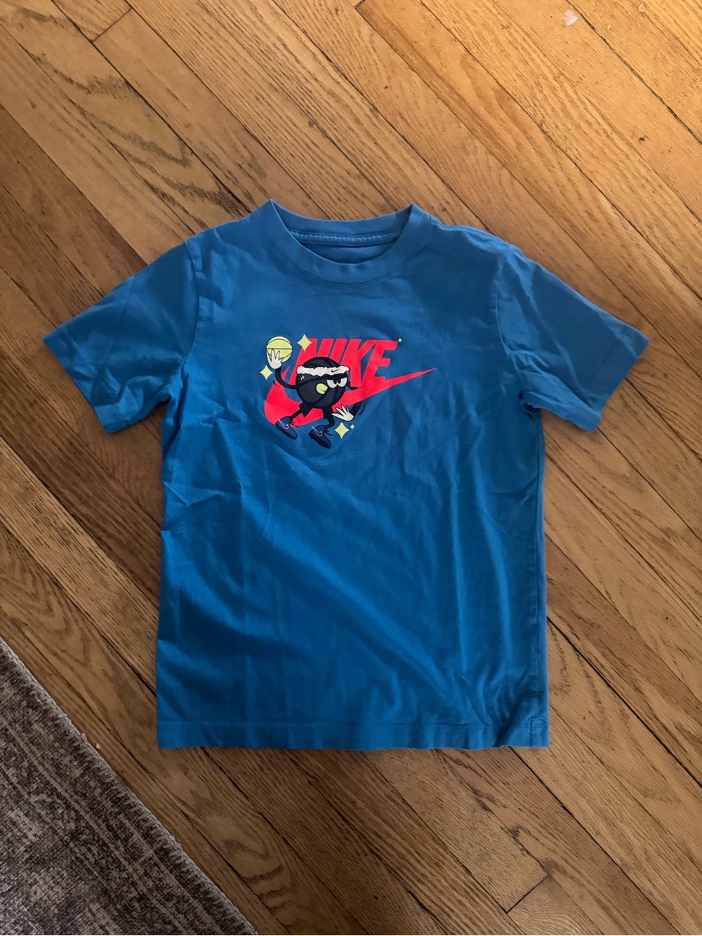 NIKE Boys Medium Basketball Graphic Blue Tee T-shirt 100% Cotton
